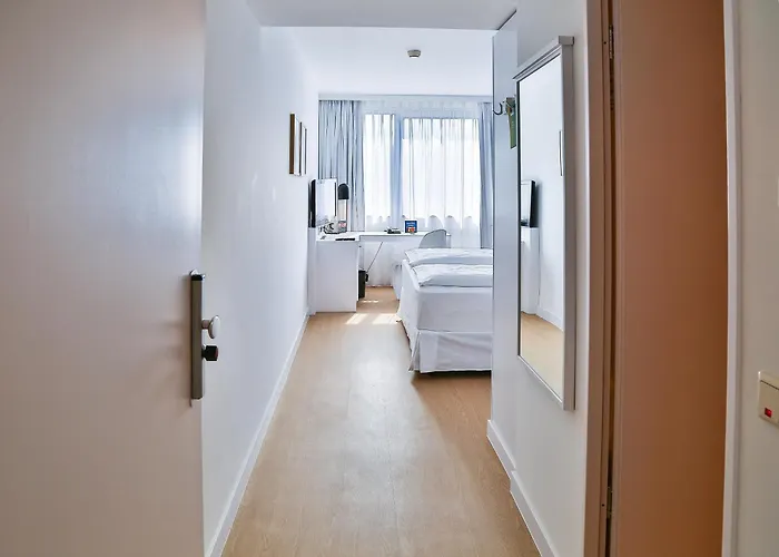 Frankfurt Messe, Affiliated By Melia 4* Frankfurt am Main